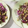 Salada de Beterraba Ralada e Repolho Roxo